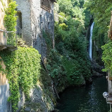 Daire Romantic View Apartment, Nesso, By Rent Nesso