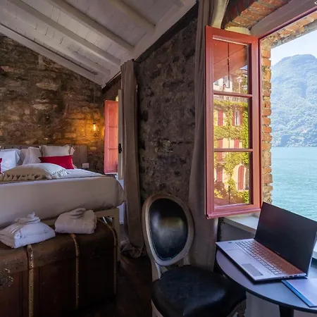 Romantic View Apartment, Nesso, By Rent Διαμέρισμα *