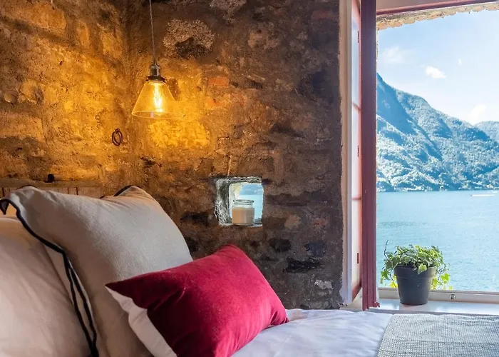Romantic View Apartment, Nesso, By Rent Daire