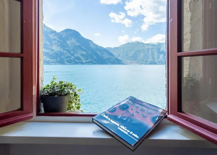 Daire Romantic View Apartment, Nesso, By Rent