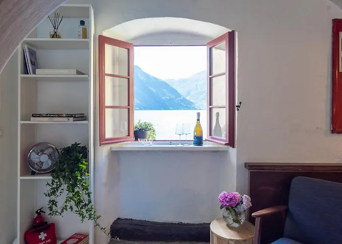 Romantic View Apartment, Nesso, By Rent Daire