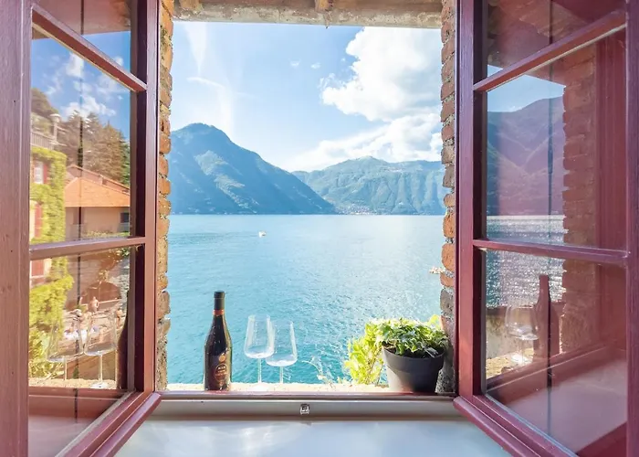 Romantic View Apartment, Nesso, By Rent Daire *